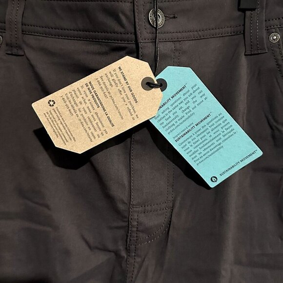 NWT Prana Men's Brion 11 inch Short in Charcoal - Size 42 - Picture 7 of 9
